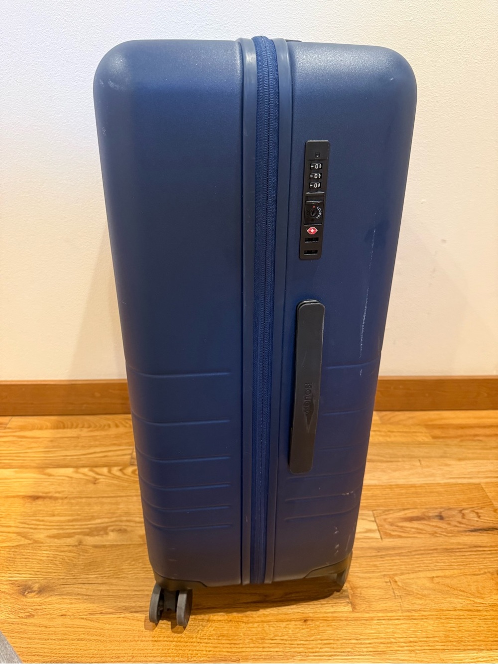 26" MONOS Check In Medium Hard Shell Checked Luggage Rolling Suitcase Blue - Picture 2 of 6